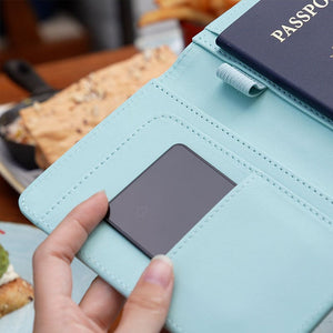 Ultra-Slim Global Tracker Card (iOS Only)