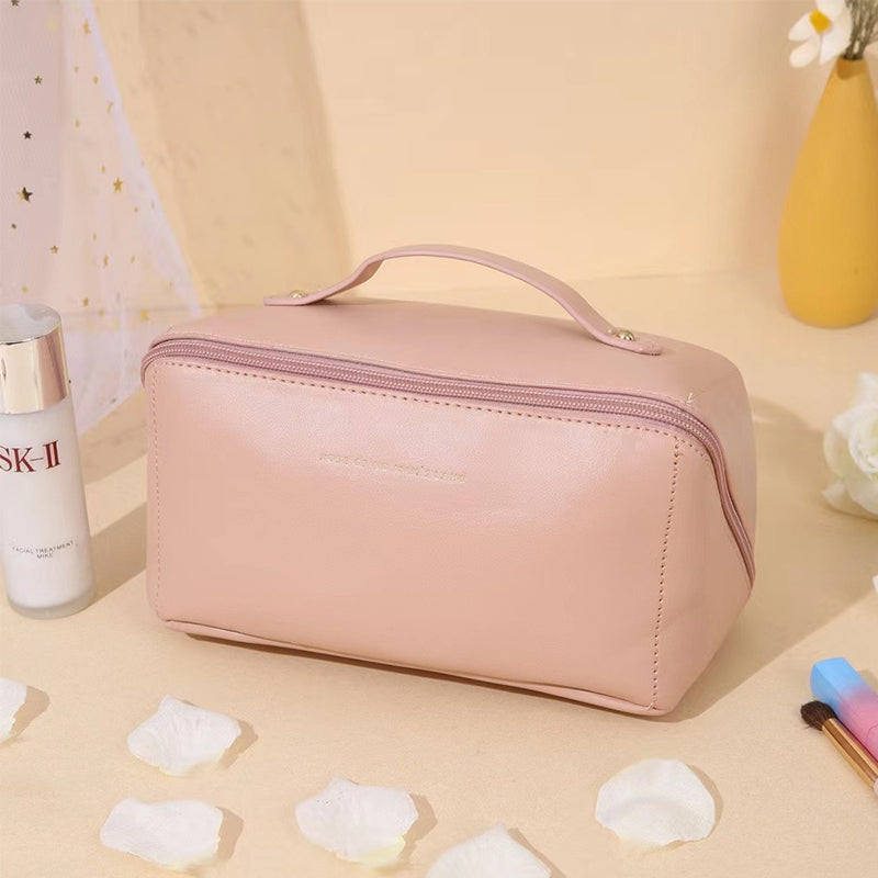 Large-capacity Travel Cosmetic Bag