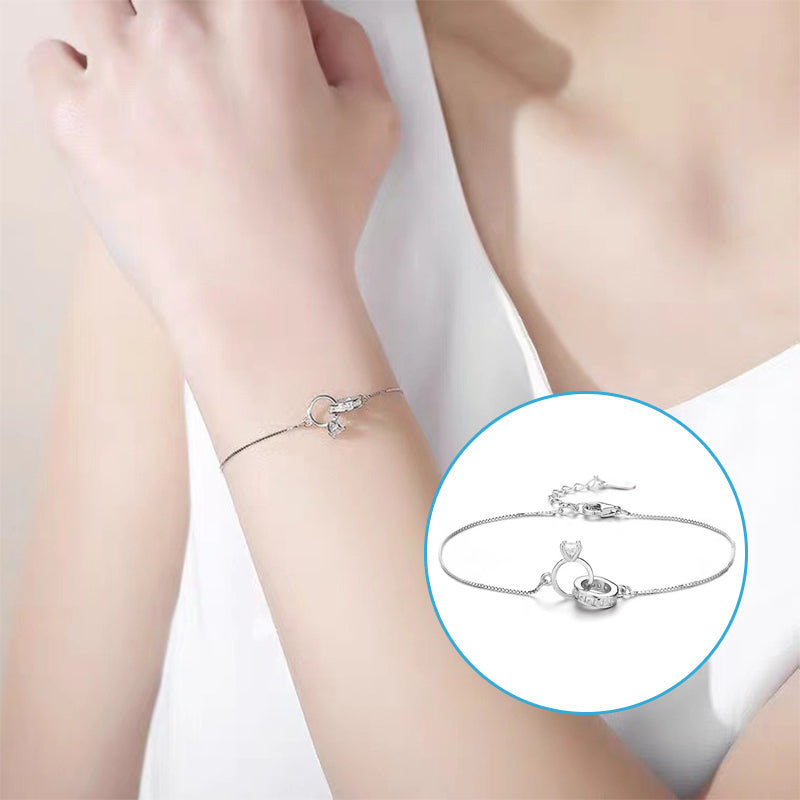 Unique Design Interlocking Rings Bracelet