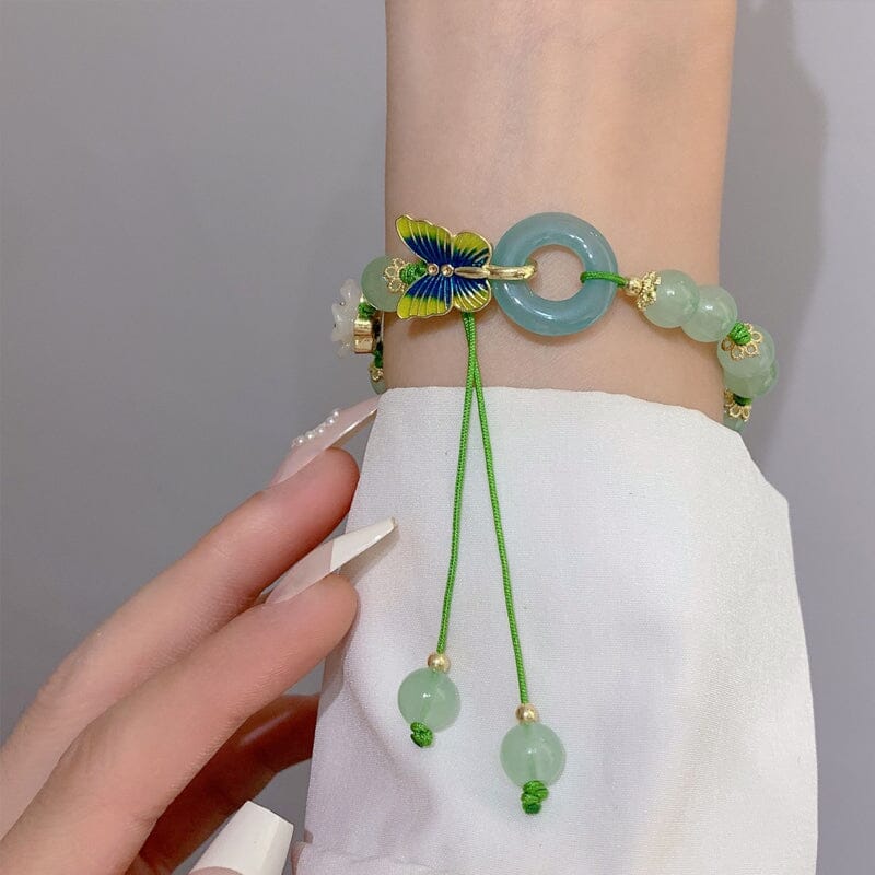 （Pre-sale) Butterfly Natural Emerald Jade Stone Bracelet